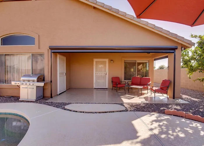 Near Hikes! Snowbird Escape W/ Pool In Gilbert Holiday home *