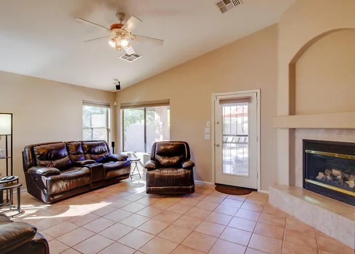 Holiday home Near Hikes! Snowbird Escape W/ Pool In Gilbert